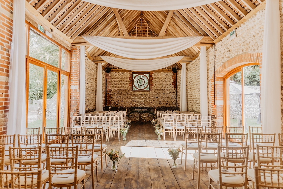 Gallery image 3: Cissbury House and Barns