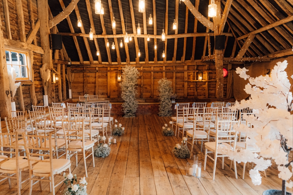 Gallery image 1: southlands-barn