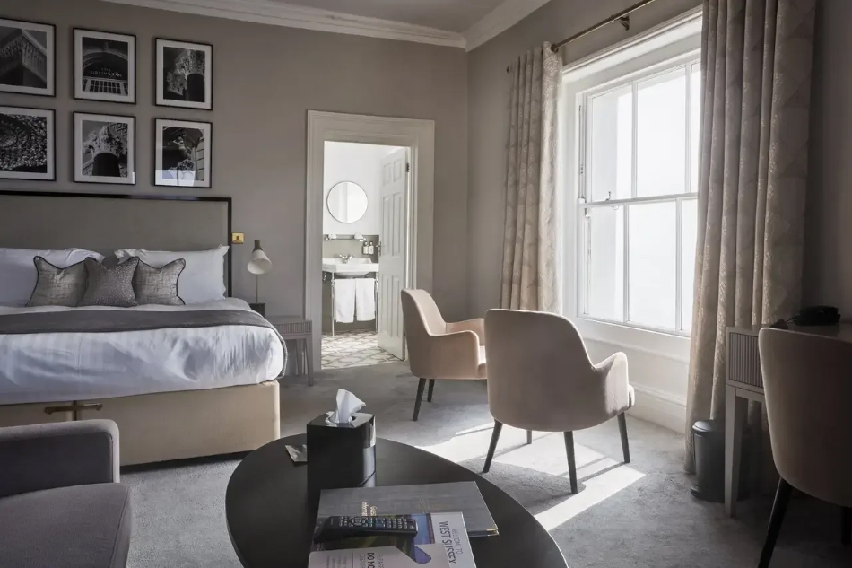 Gallery image 15: the-burlington-hotel