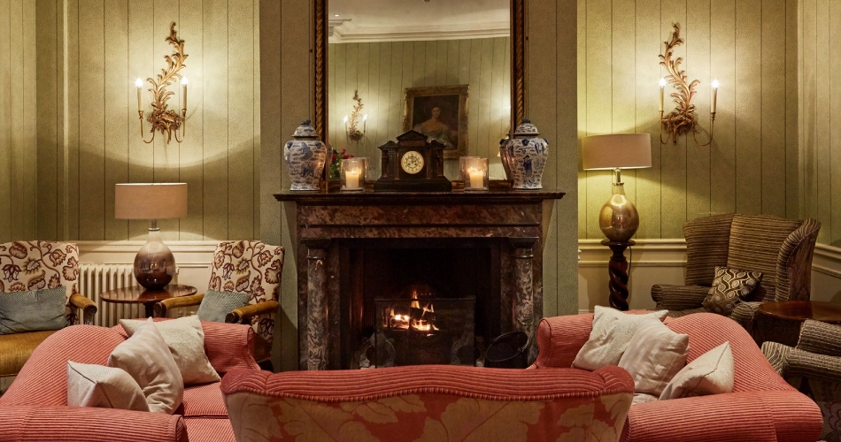 Image 4: Ockenden Manor