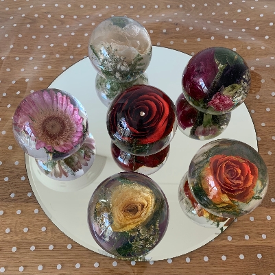 Together forever: Keep your bouquet as memento of your wedding day