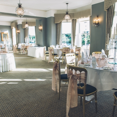 Lansdowne Hotel is a beautiful wedding venue located on Eastbourne’s seafront