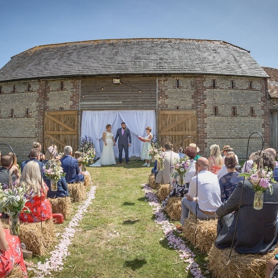 Peelings Manor Barns is located in the pretty hamlet of Hankham