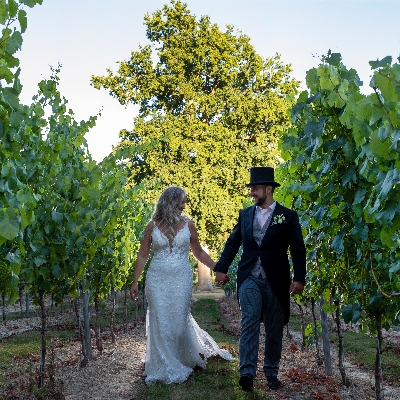 Wedding News: Spring is in the air at Mannings Heath Golf and Wine Estate