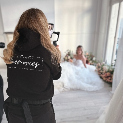 Wedding News: Content creators - the new wedding day must-have