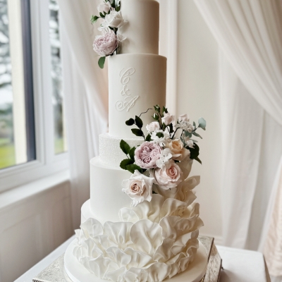 Wedding News: Adventures in cake with Caritas Cake Design