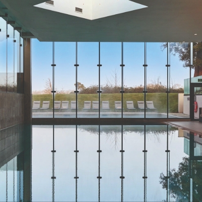 Wedding News: Move over midlife!