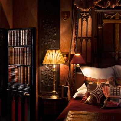 The Ultimate Literary Stay for the Edinburgh International Book Festival