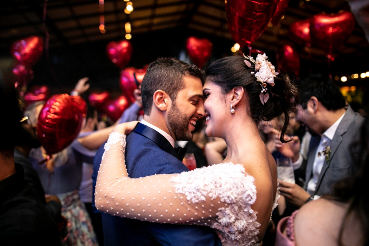 Couple dance at their wedding