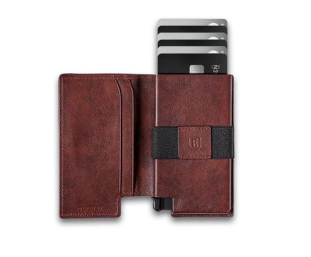 Ekster has created a smart wallet: Image 1