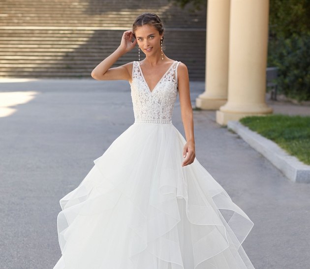 cascading fall gown with lace bodice