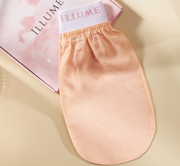 No1 Illume Silk Exfoliating Glove