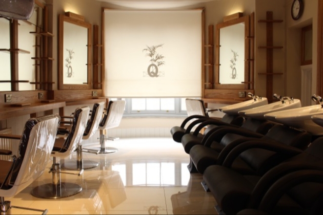 Q Hair & Beauty drawing room