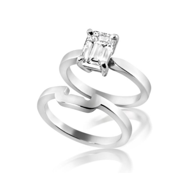 dimaond engagement ring with wedding band to fit around it