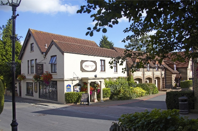 The Old Tollgate Hotel and Restaurant exterior