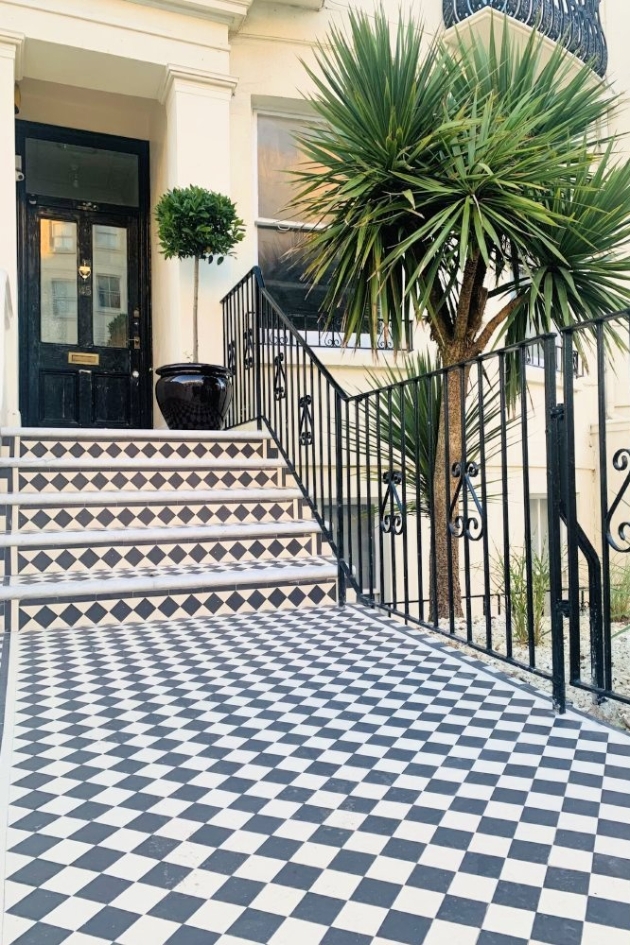 Front steps and porch at landsdown guesthouse hove black and white tilng