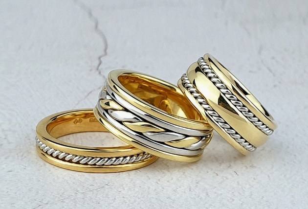 bespoke wedding rings by Aurum Designer Jewellers