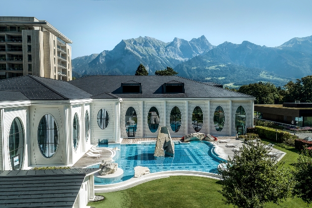 An outdoor pool in the mountains