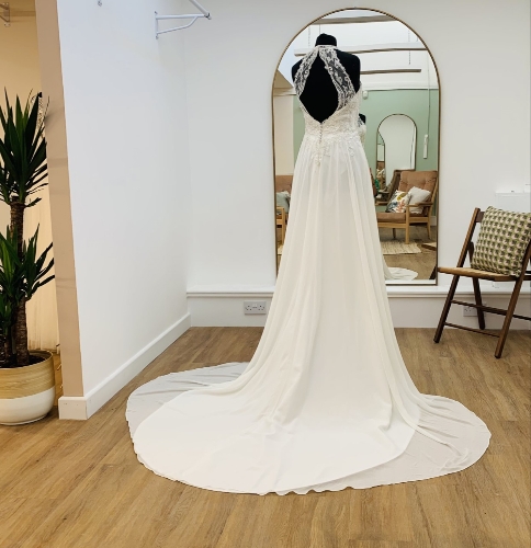 Image 2 from Bridal Reloved Rustington