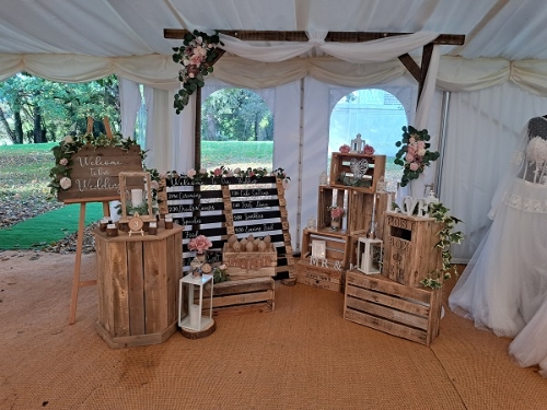 Image 1 from Ace Rustic Hire